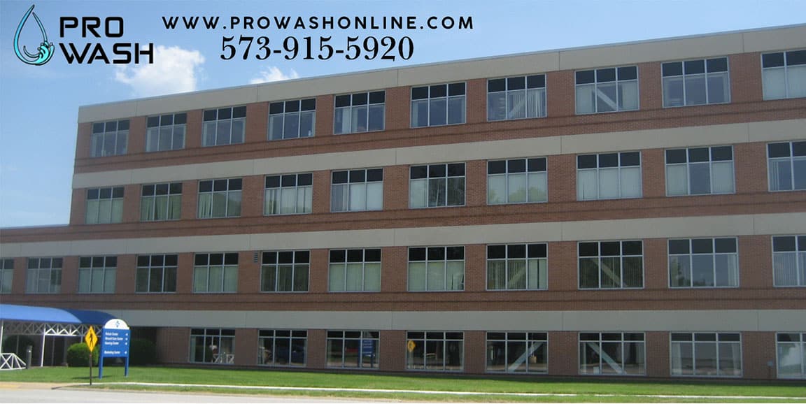 Pressure Washing And House Washing Company near me In Farmington MO 39