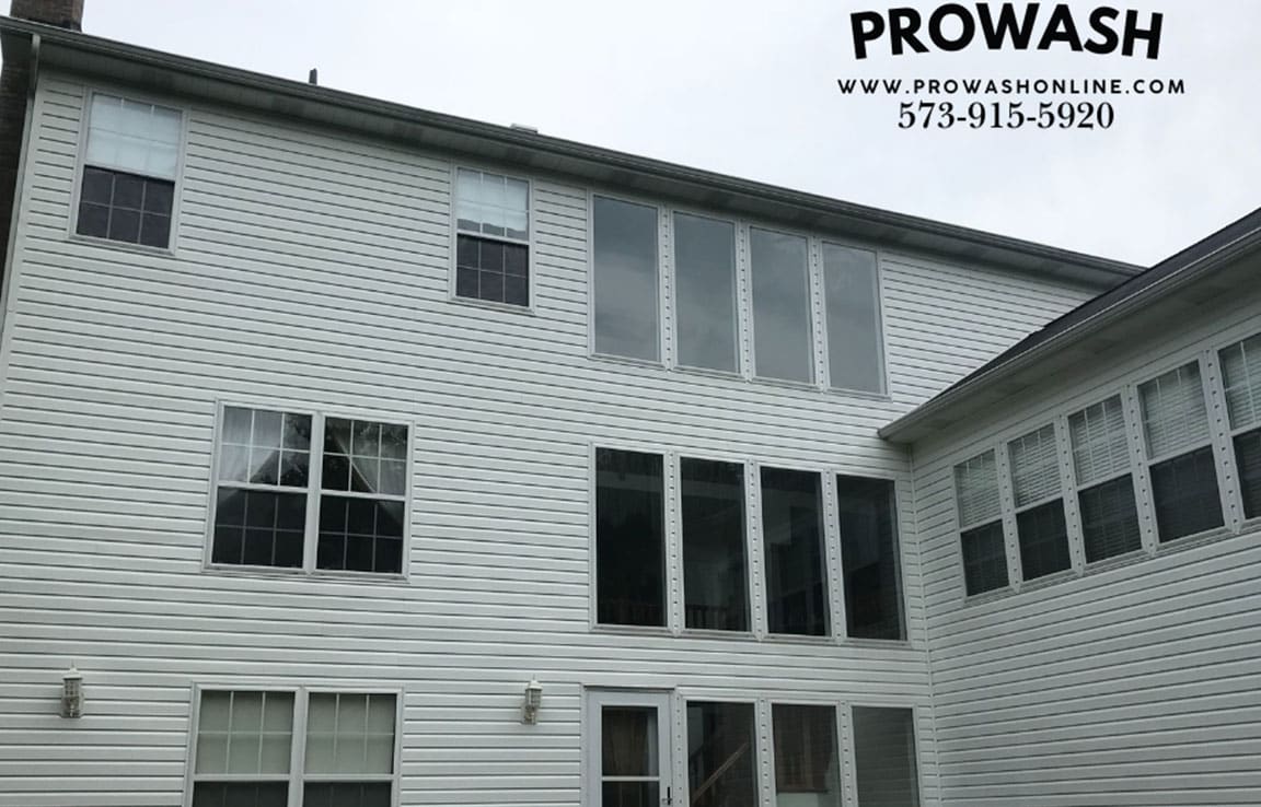 Pressure Washing And House Washing Company near me In Farmington MO 52
